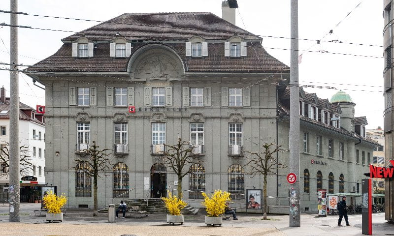 Ansicht des BEKB-Gebäudes von aussen.