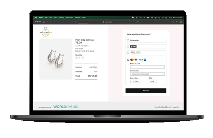 Un ordinateur portable affiche le paiement d’une boutique en ligne avec différents moyens de paiement.
